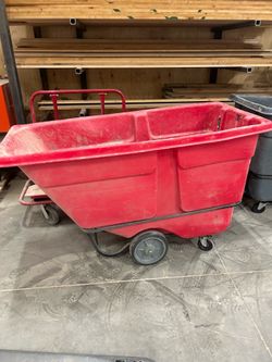 Rubbermaid tilt truck trash gondola rolling dumpster cart