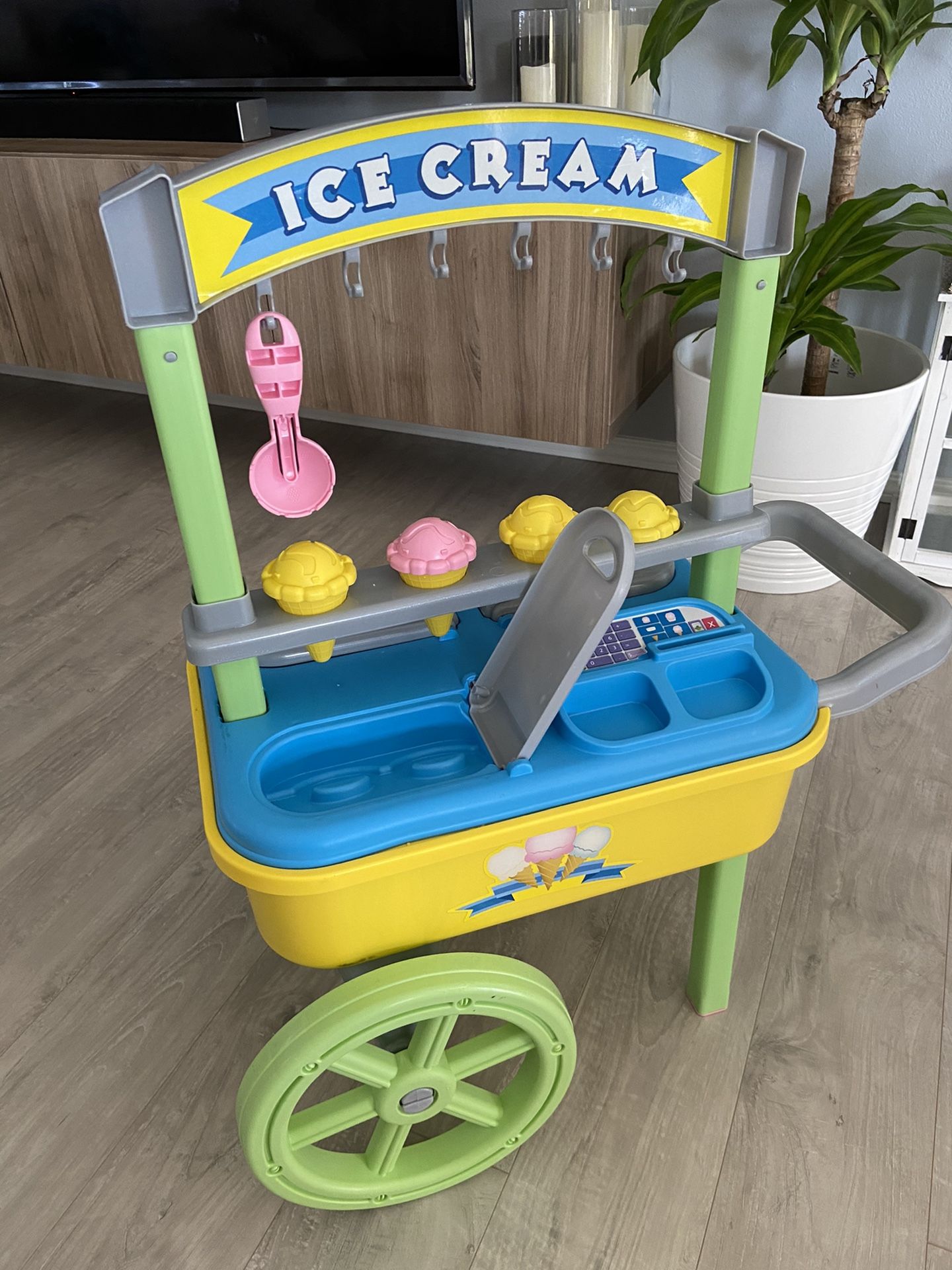 Ice Cream Cart Stand Toy