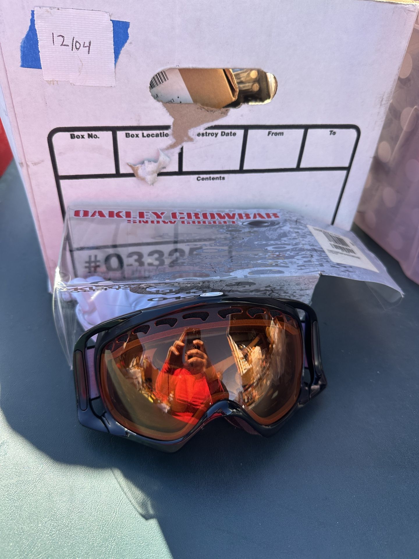 Oakley Crowbar Ski Snowboard Goggles Mirrored Lens