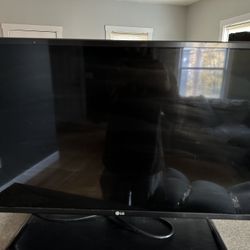 32” LG tv
