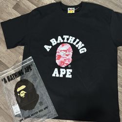 BATHING APE SIZE: Medium