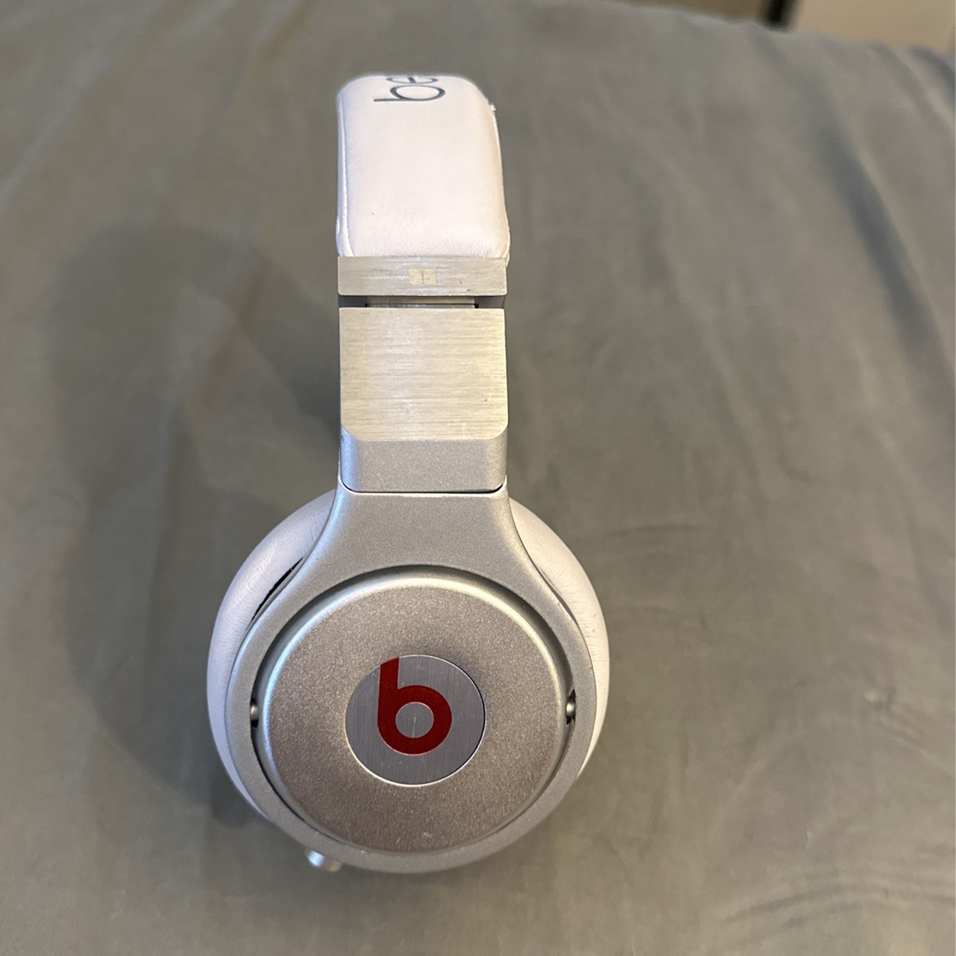 Beats by Dr. Dre Monster Pro Beats(original) $100.00
