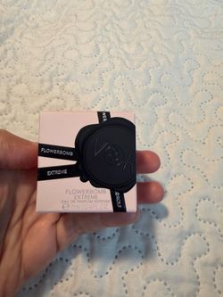 V&R Flowerbomb Extreme perfume