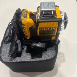 Dewalt laser 360 Green 