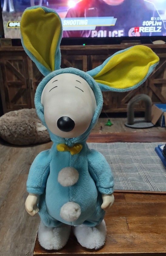 Vintage Easter Snoopy
