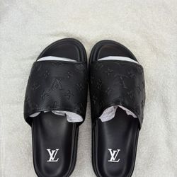 Louis Vuitton Slides 