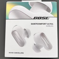 Bose QuietComfort Ultra Wireless In-Ear Headphones - White Smoke