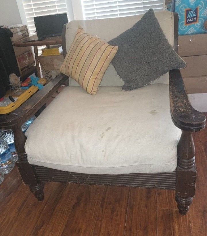 Oversized Armchair Free