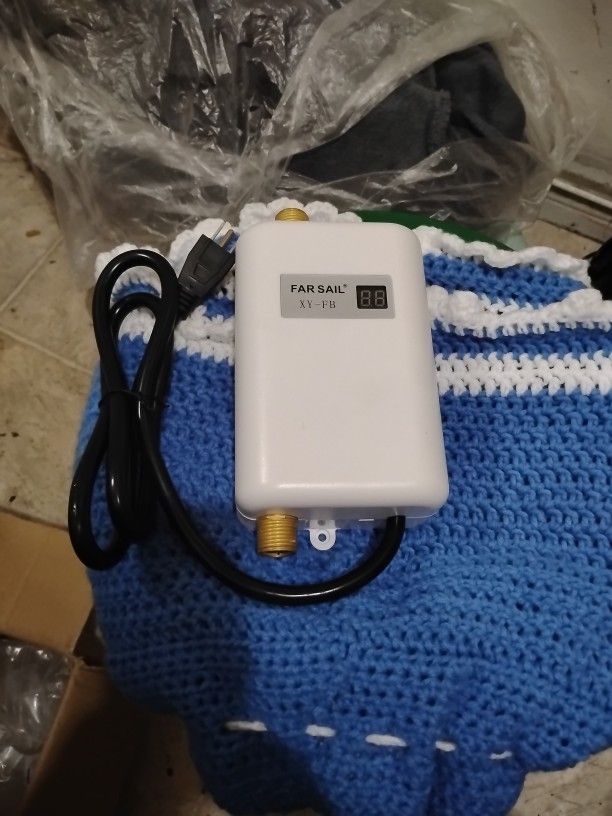 Instant Electric Water Heater