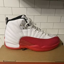 Men’s Jordan Retro 12 Cherry Size 10.5.