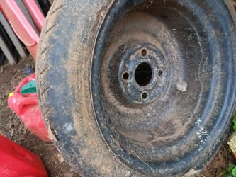 Trailor Tire 4 Lug T105//80D13