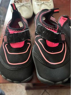 Water shoes