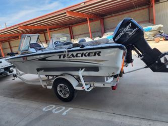 2008 Tracker Tundra  V18. .hull ALUMINUM ALLOY