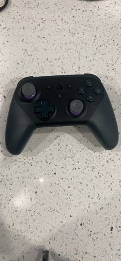 Amazon Luna Controller – Like New Condition!