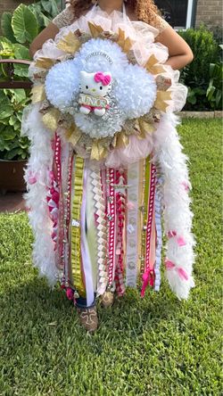 Mum Homecoming Hello Kitty