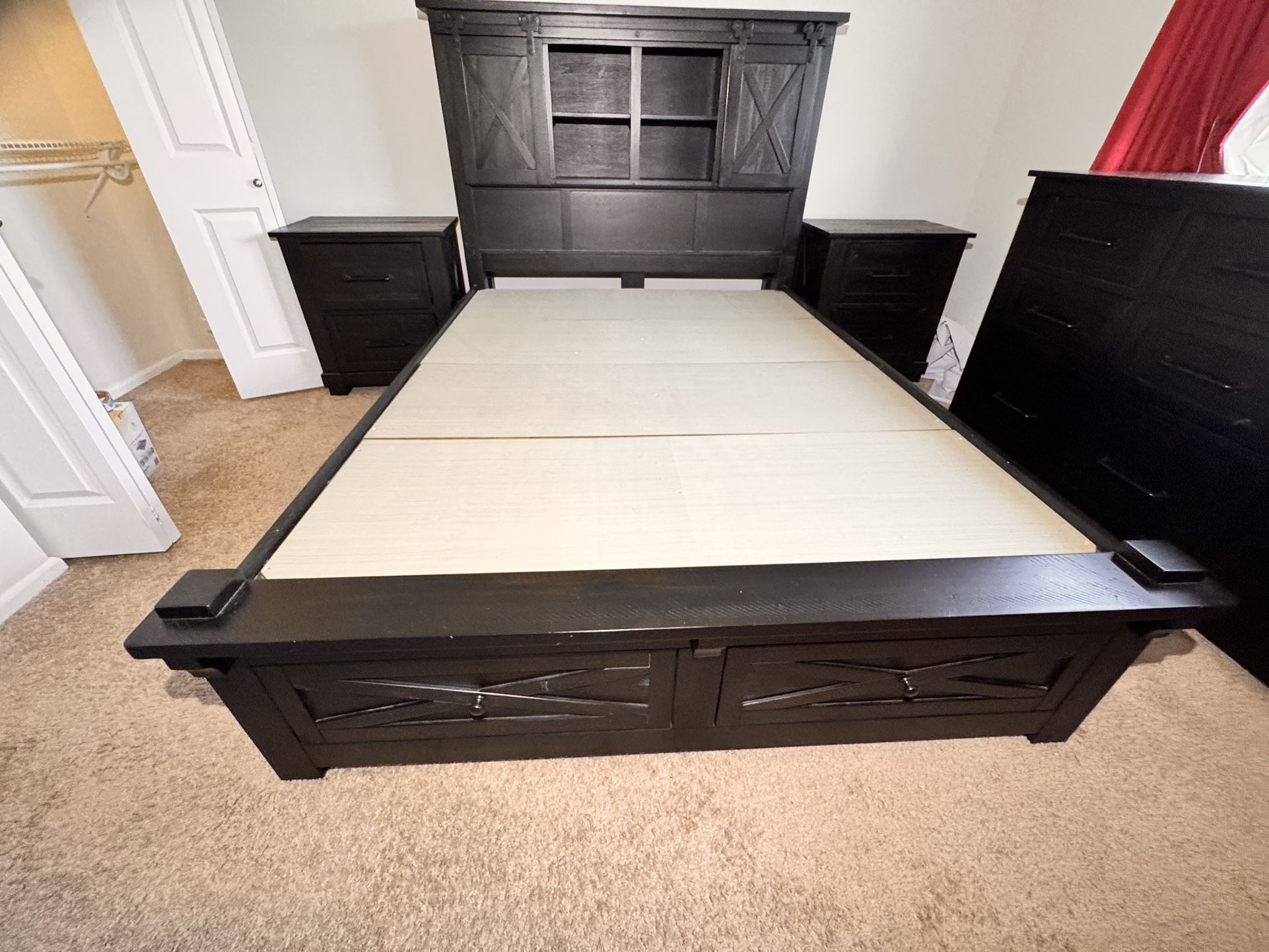 Beautiful Queen 2023 Old Cannery Bedroom Set