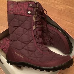 Columbia Boots Size 6