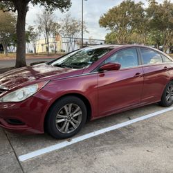 $4300/2013 Hyundai Sonata/180k My