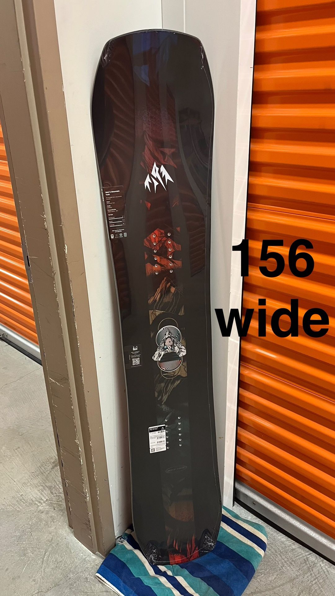 156 wide NEW 2026 Jones Mountain Twin snowboard