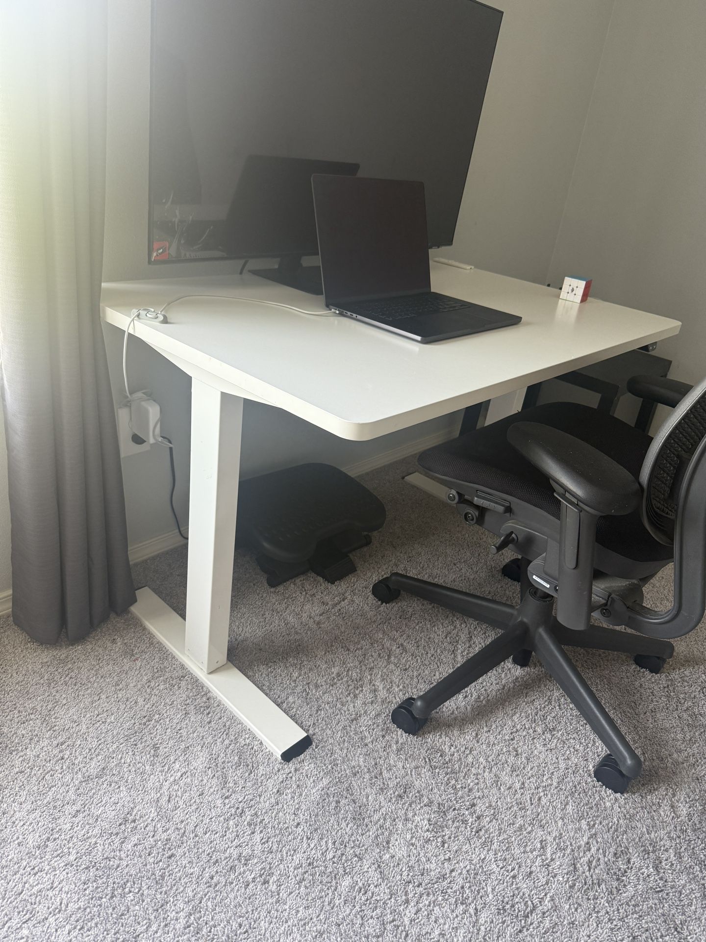 Office Electric Table