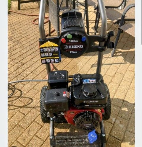 BLACKMAX3100 PSI PRESSURE WASHER