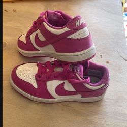Nike Hot Pink Dunk Size 13 Kid