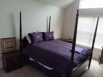 Bedroom set