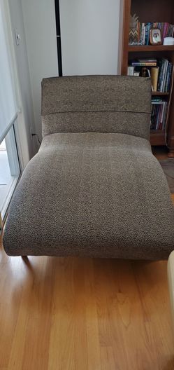 Sealy Chaise Lounge Leppard Chair, Charming And Elegant