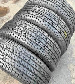 225 60 17 Continental tires Con 80% de Vida Las 4