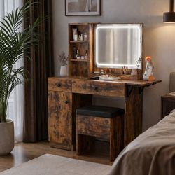 Brand new light of vanity with sitting bench for 140