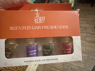 Scented Car Fresheners 4-Pack Gift Set