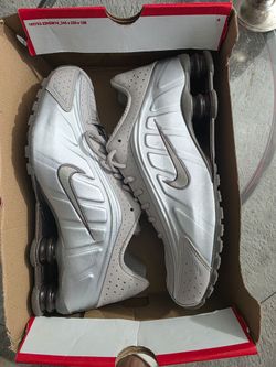 Nike Shox R4
