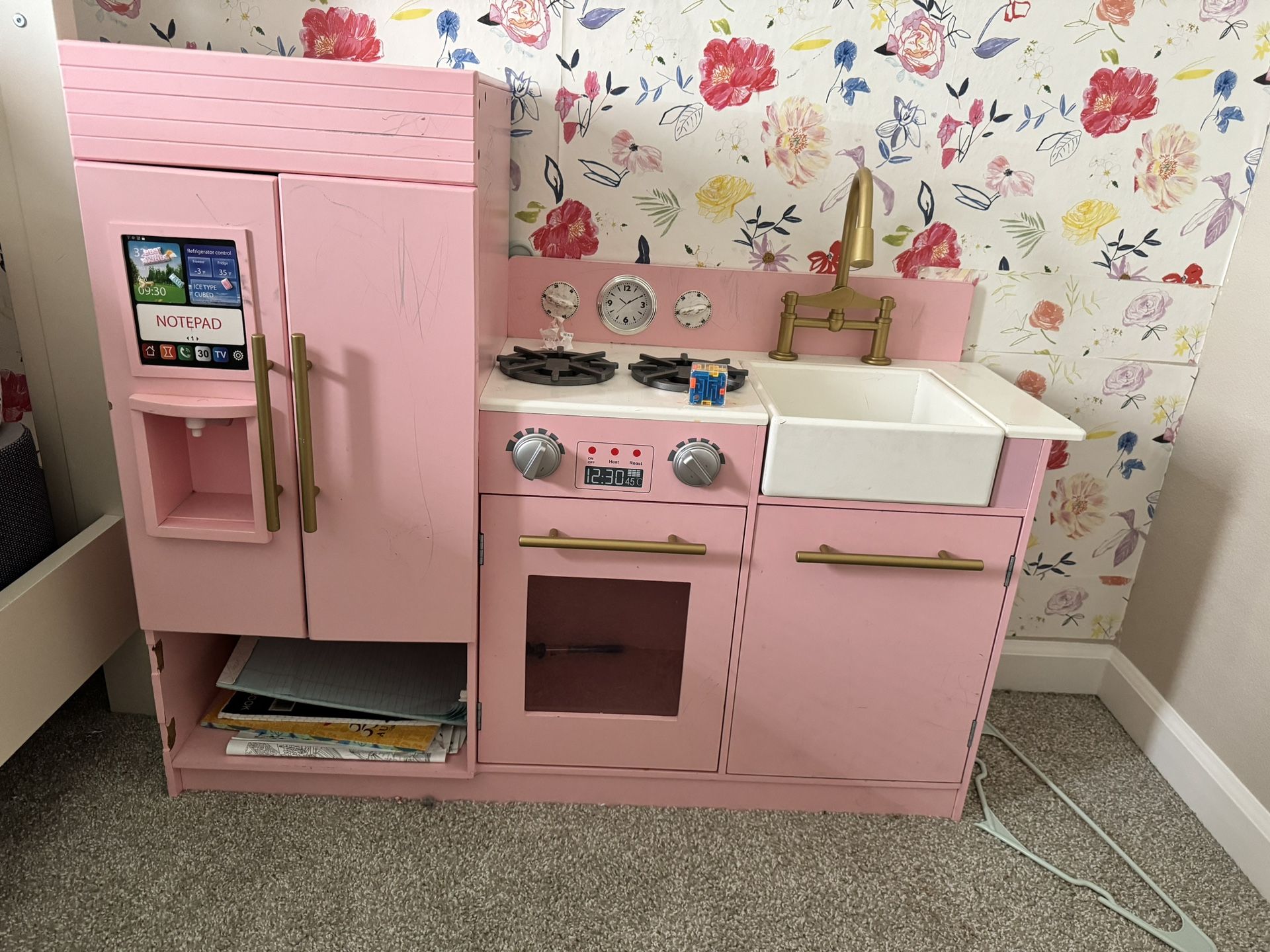Pink Play Kitchen For Sale In Auburn WA OfferUp C172029ff8a74f5a9661ad3b13e66ea5