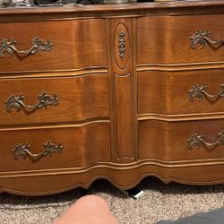 Provincial Dresser With Mirror In Cherry Wood 