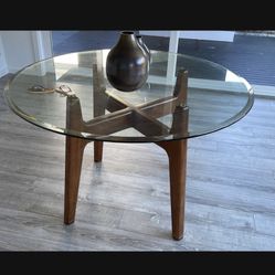 Crate & Barrel 48” Round Dining Table