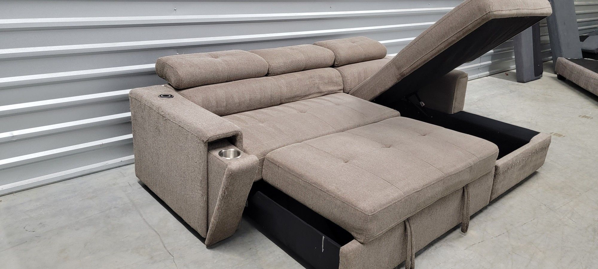Pull Out Couch