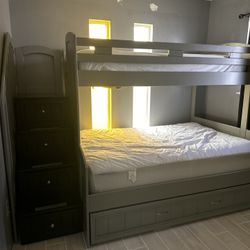 Bunk Bed 