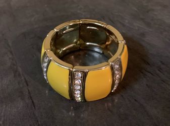 Yellow Enamel & Gold Tone Bracelet with Rhinestones