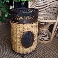 Wicker Iron Basket 