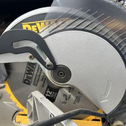 12’ Dewalt Double Bevel Saw 