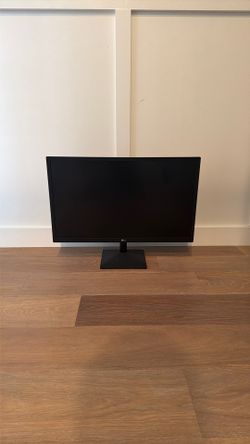 LG Monitor 24"