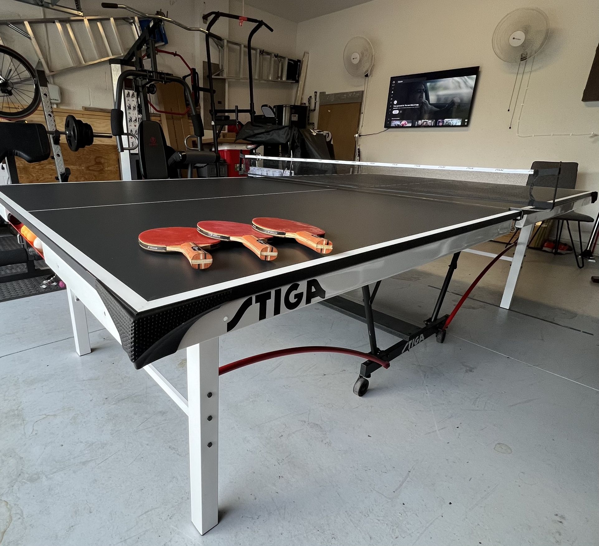 STIGA Ping Pong Table