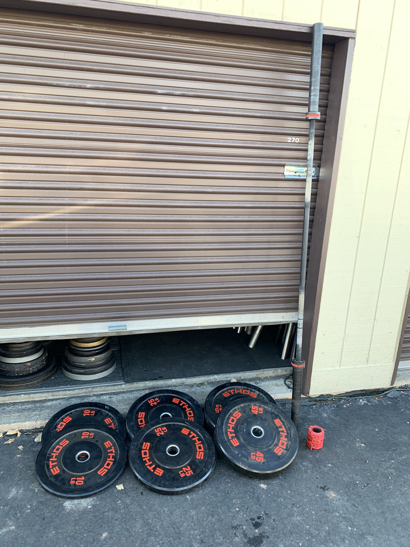 Ethos Olympic rubber bumper set & barbell