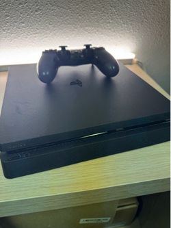 Play Station 4