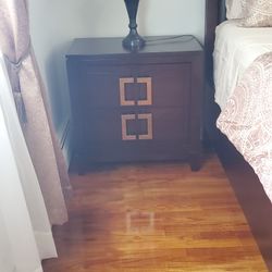 Queen Bedroom Set .