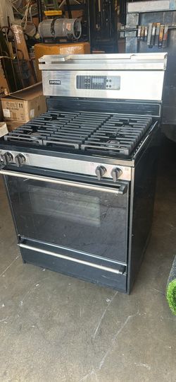 Tappan Pro Design Stove 4 Burner 30”