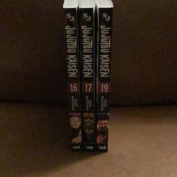 jujuutsu kaisen books vol 16, 17 and 19