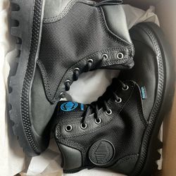 Palladium Black Boots Men’s 4 Women’s 5.5