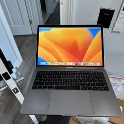 Apple MacBook Pro 2023 Software