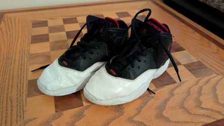 Jordan 11 Youth Size 2.5